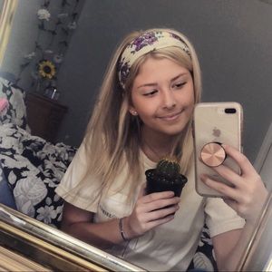 Meet your Posher, Taylor